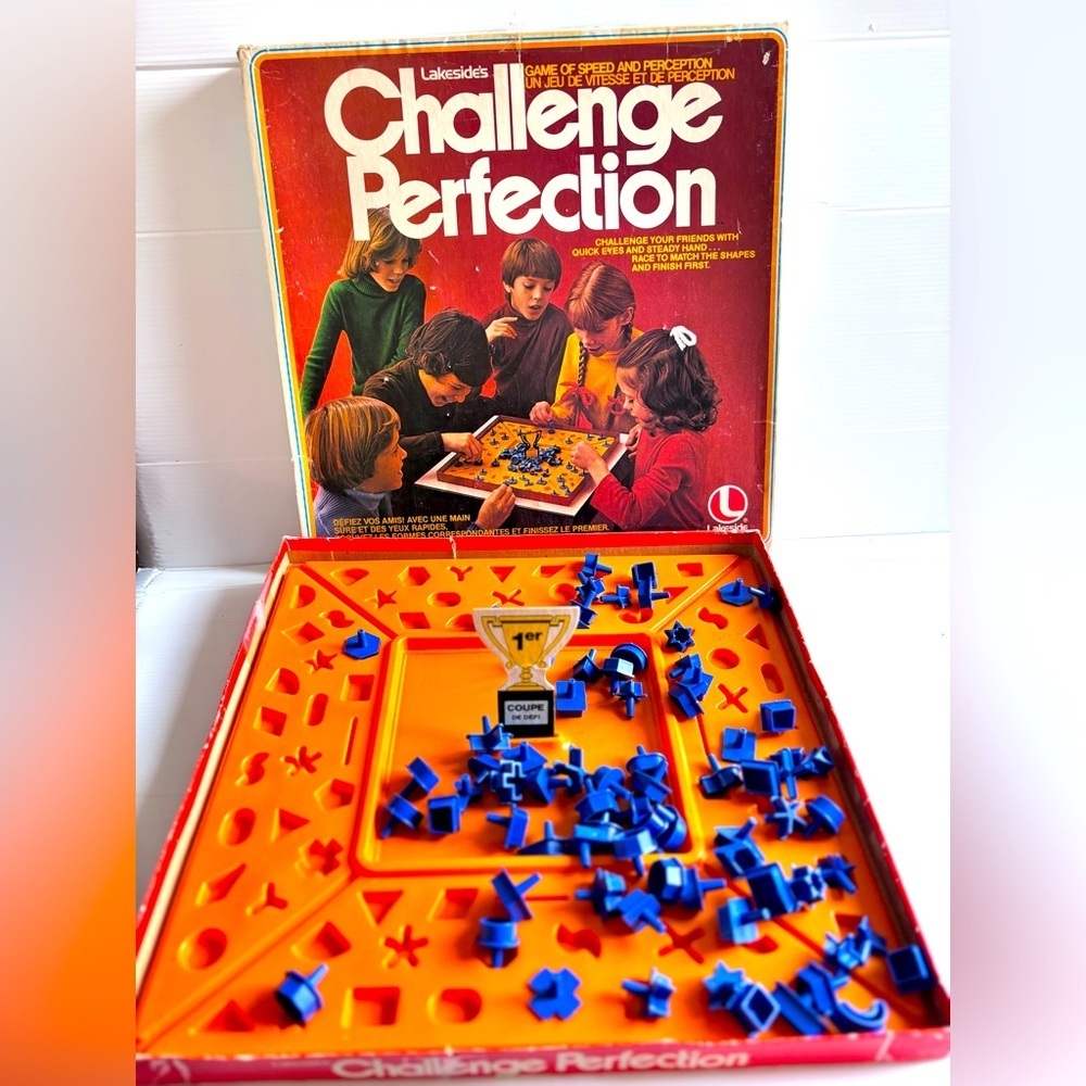1978 Lakeside Challenge Perfection Board Game Vintage